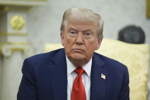 618432188f0d4a769f7eae29e3b122dd_preview_trump_32253