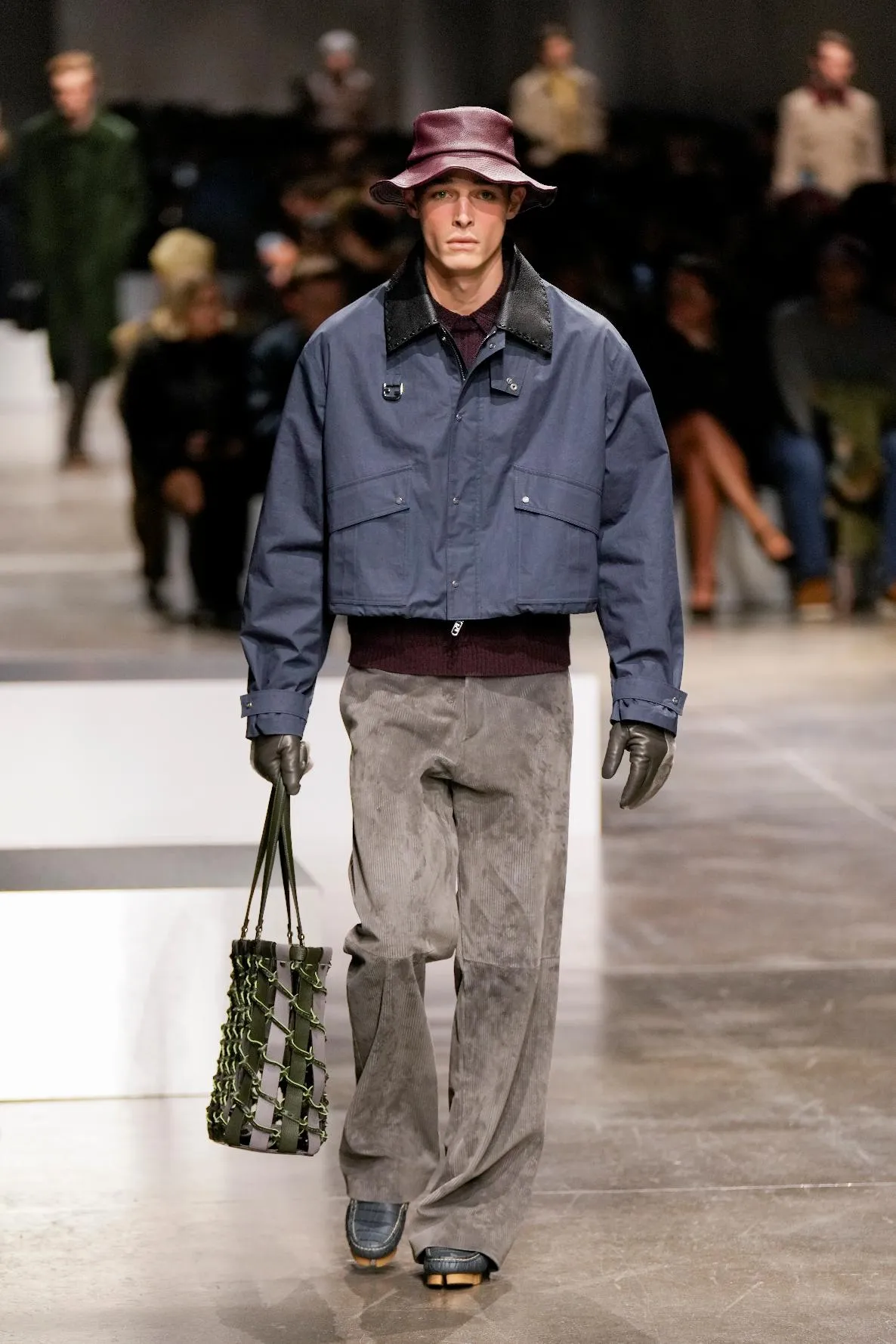 73d5f3d8bdf14d5ca6c62c6c2a4fcf3d_main_italy_fashion_f_w_24_25_fendi_73487