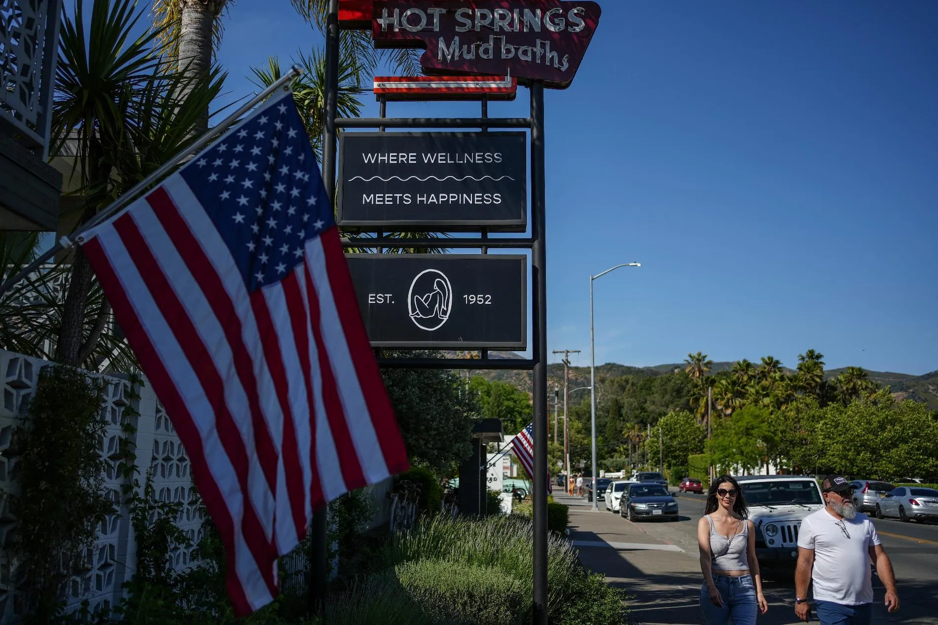 02ad60e05c5e4eee9e2275c84eb0448f_main_california_wildfires_clean_energy_91491