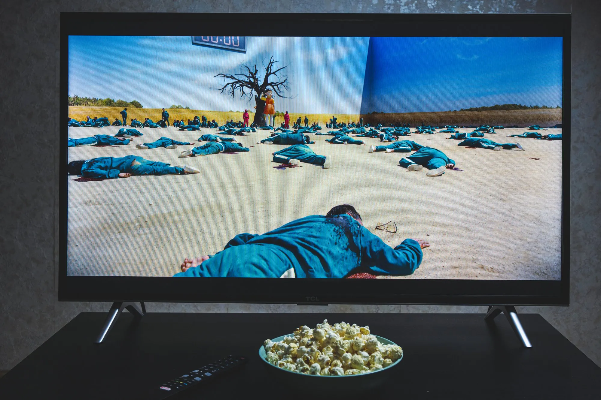 SquidGameTokenLifeimitatesArt_d627b1ac2db1e1535c5109f5d0a72875_2000