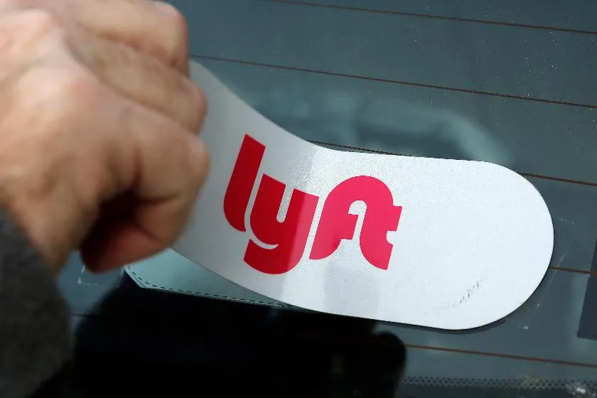 47c2711bd23649d5829c0ffc188808b5_main_lyft-earnings-typo_12697
