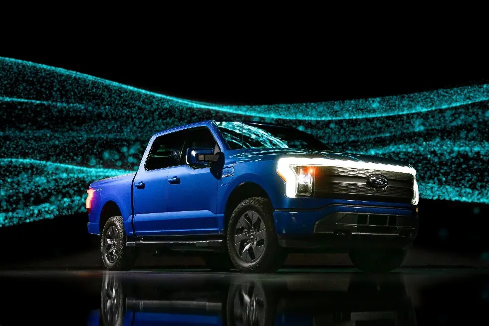 0be5aa6dfcaf4264ade1dd2deb80e98c_main_behind_the_wheel_46360