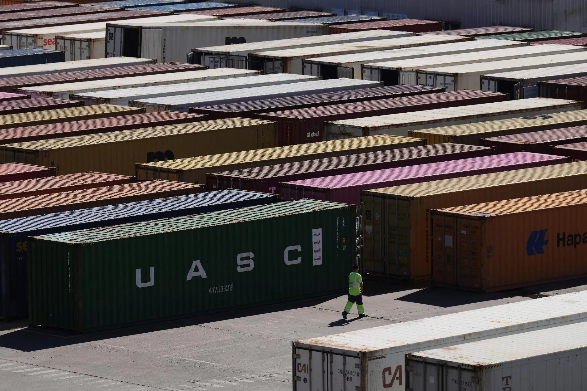 3573f9c002ae4608b97077a9e4ce23e6_main_argentina_economy_56541