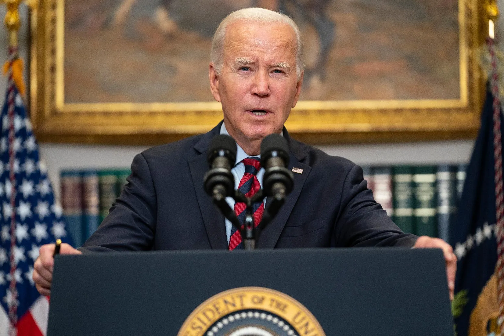 bb5f3960ba734587902fc47801a62d87_main_biden_inflation_05189