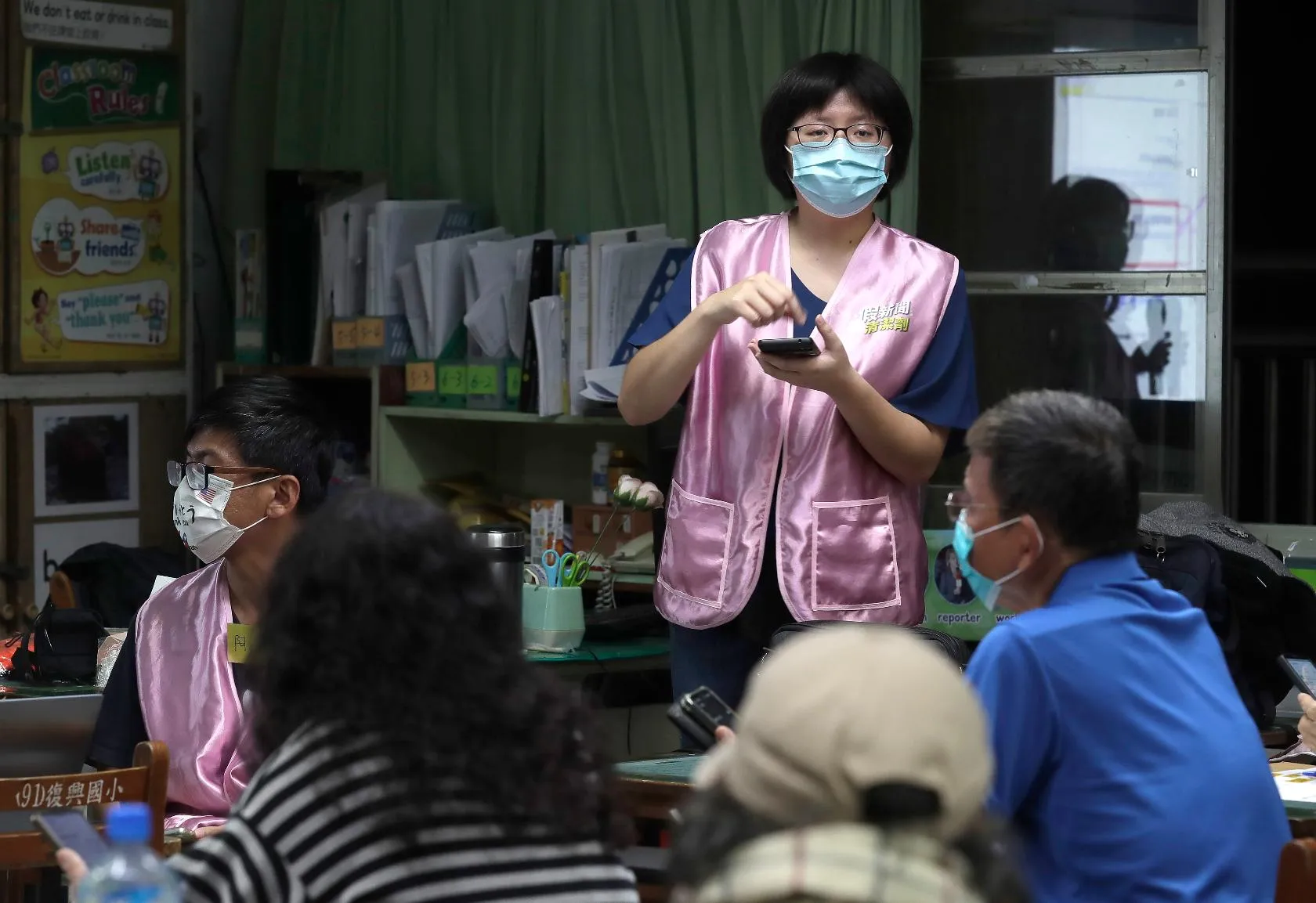 4d05959d5f15420ba80af9106efa2b38_main_taiwan_fighting_fake_news_65979