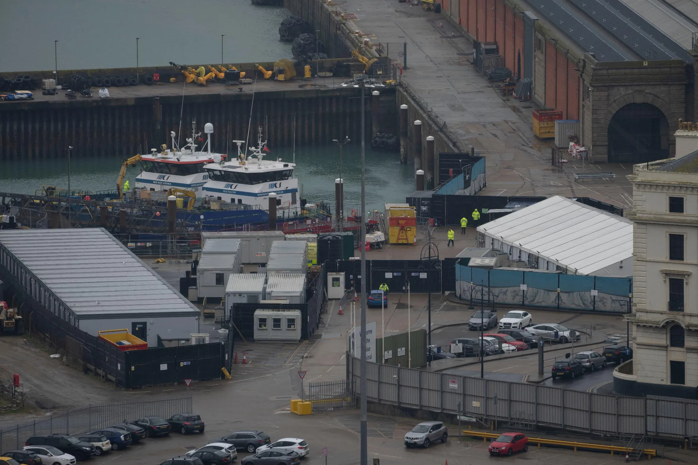 c60220f06752445781367758f68b4e1a_main_migration_britain_eu_07381