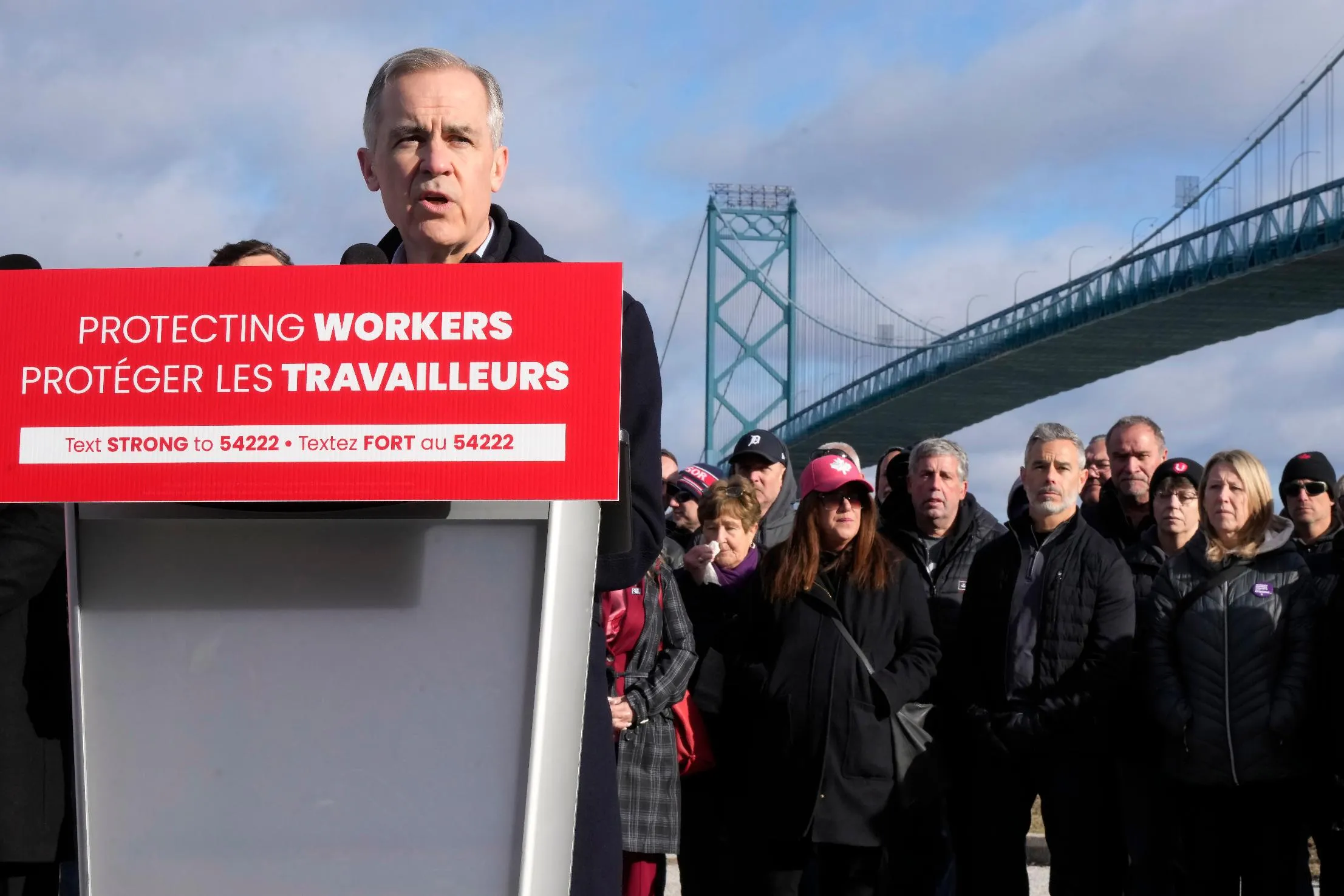 0d57b2ffb0ce49eba66e5d593a393fb7_main_canada-us-trade-war_82143