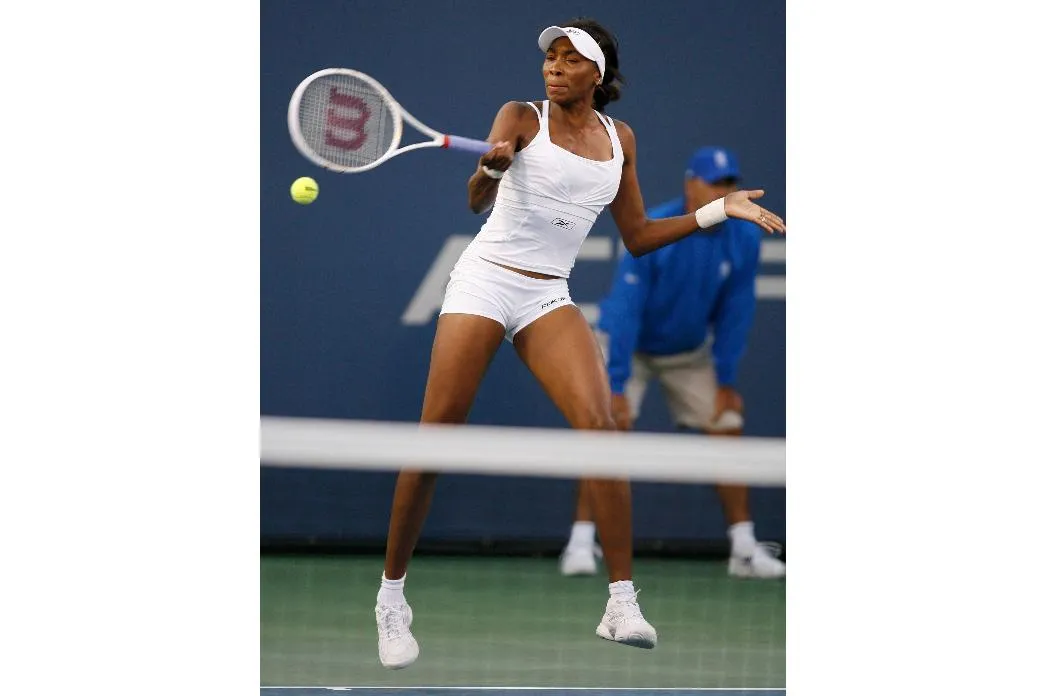 34d79b9b460243b996da3e8a1a7e8a43_main_venus_williams-barbie_92886