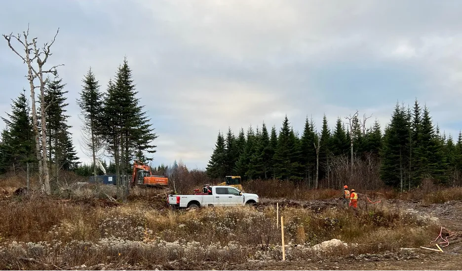 Drill rig moving onto first drill site at Wilding Gold Project, October 2025.