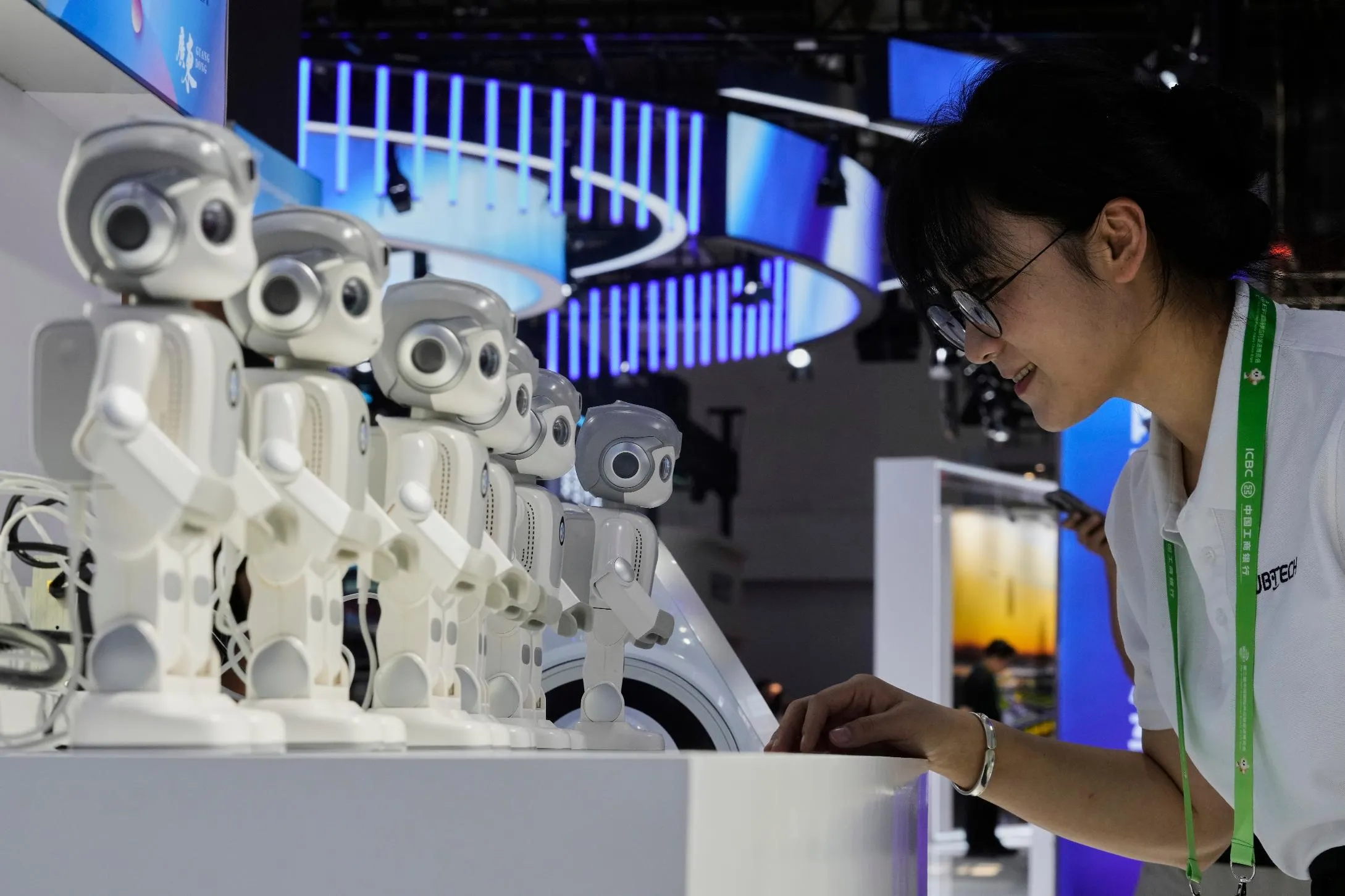 49000e93e2e944da95cd42365c3de29f_main_china_international_supply_chain_expo_81753