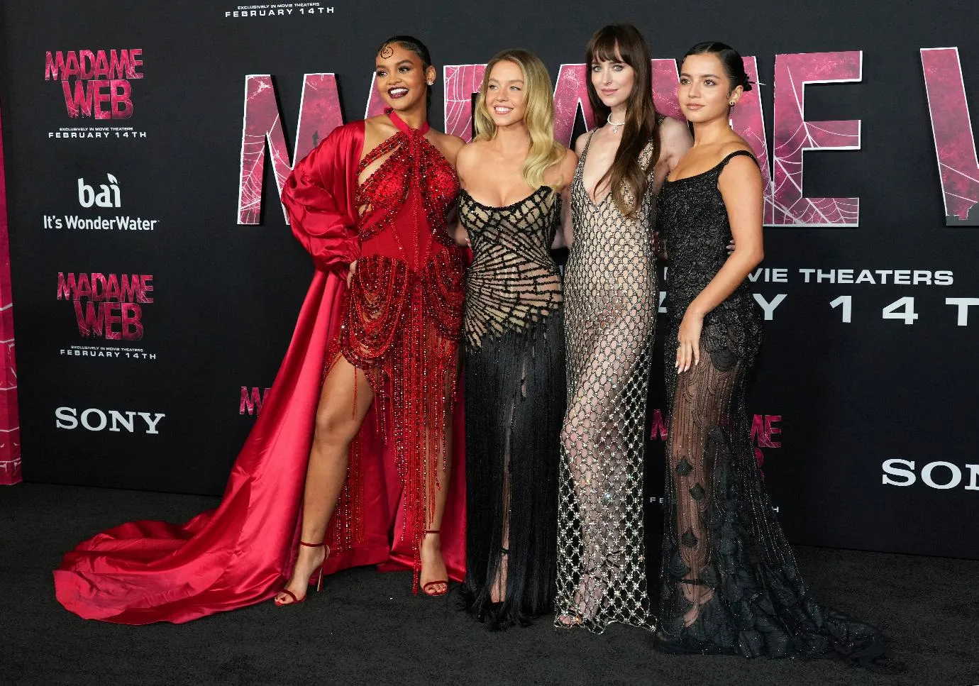 fd28adb0e8ab4301bb7a84371a470079_main_la_premiere_of__madame_web__98623