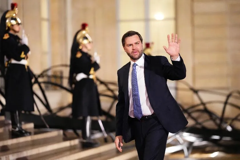 187d306e9edd4944b5b9173d41b78bf2_main_paris_vance_31002