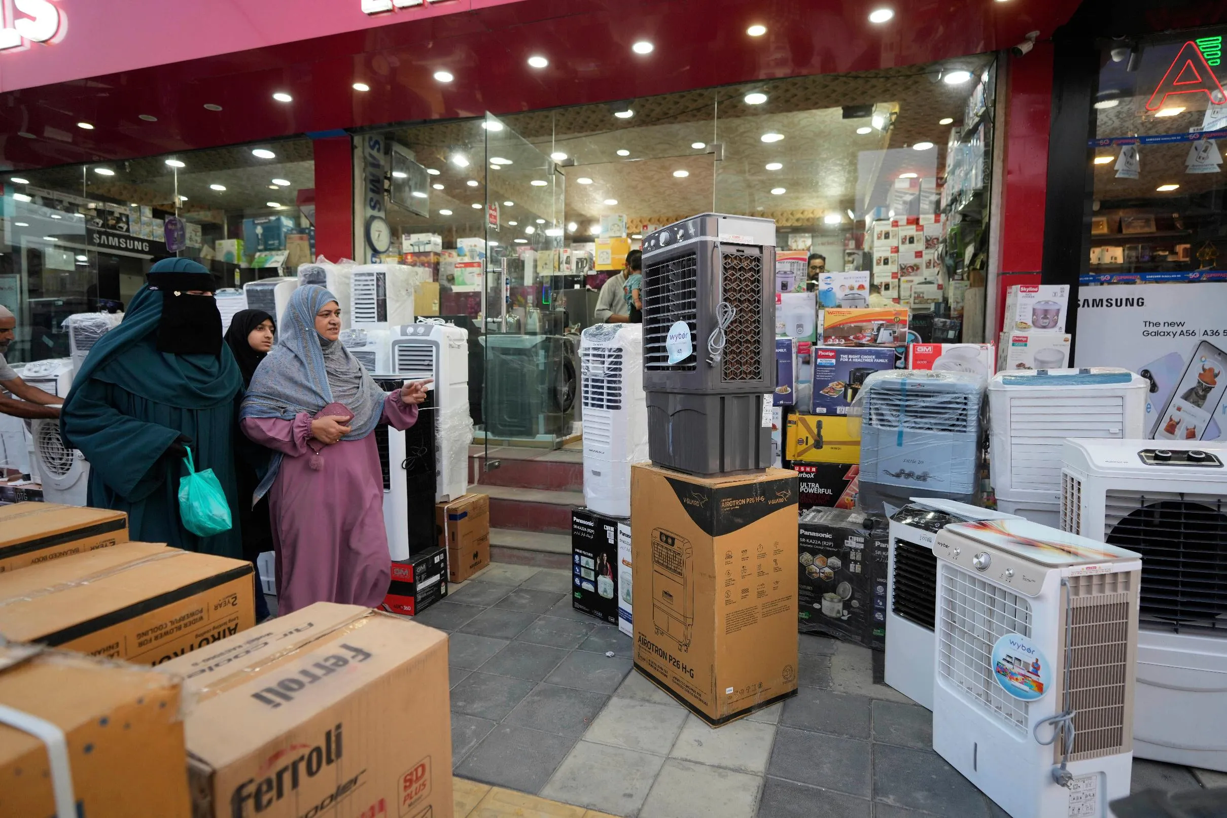 610027090b194bc3bd38f1aa2de72a66_main_climate_india_air_conditioners_72528