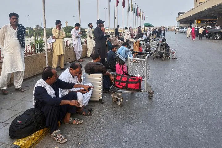 0b3624b1903a48baad0c51307a4aba1f_main_pakistan_india_61893