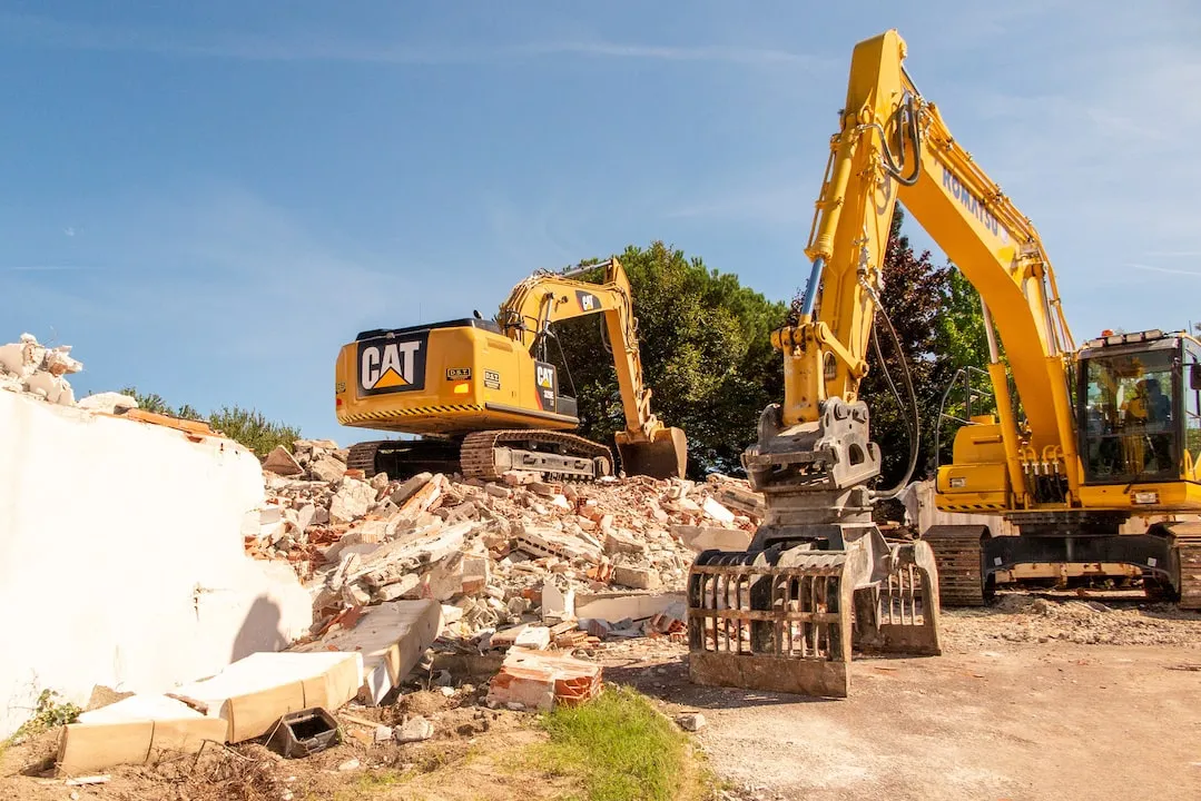 Caterpillar-Stock-Investment-min