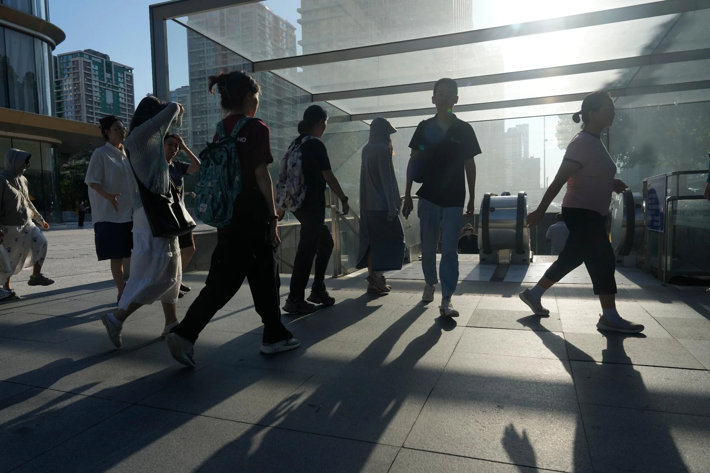 e233c71e50ed49da8a98f24a3cd0ae6c_main_china_economy_06795