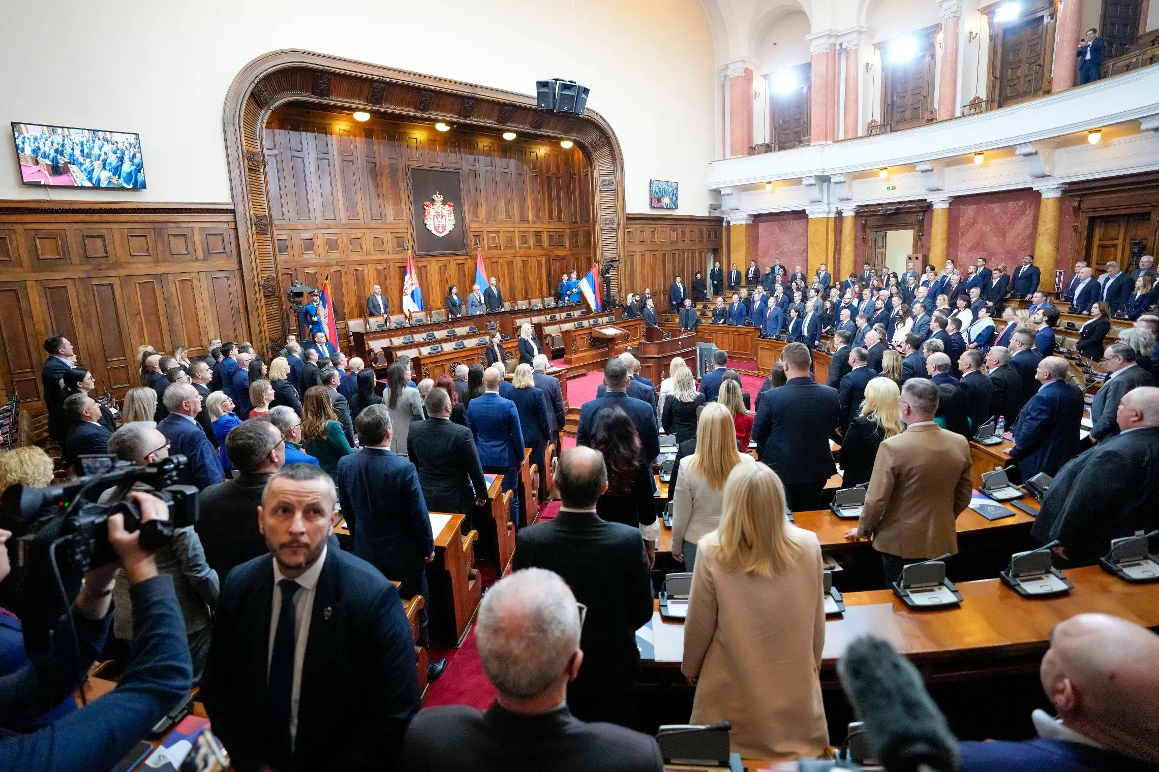 0d432739a31f470caf173bfd15549622_main_serbia_parliament_74825