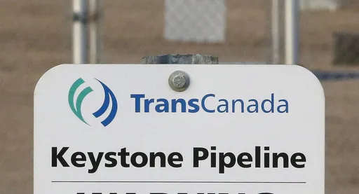 92cf142133db4c5ab5f9f7b2a6e2a439_preview_keystone_pipeline_rupture_19157