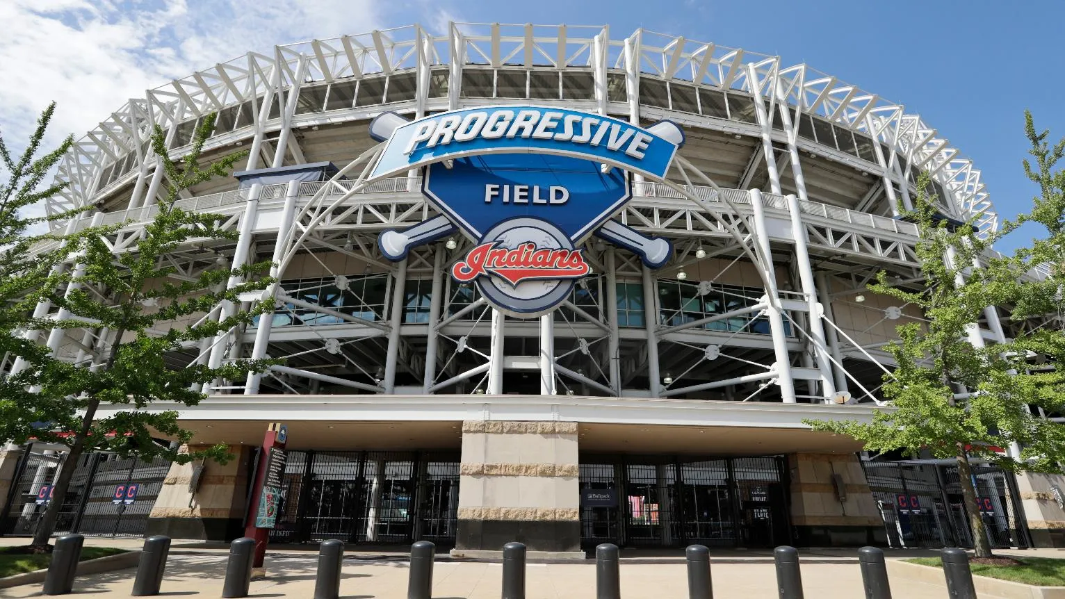 b9f13deaac8946988bf6916f8a407bdd_main_guardians_naming_rights_baseball_94432