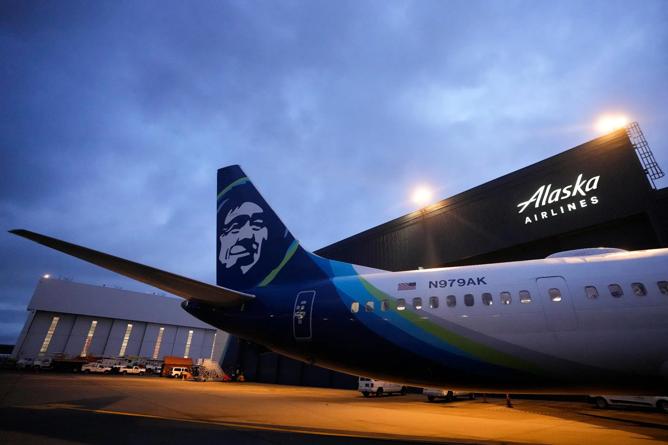 08269778c5004322a9e699cbdf0e2272_main_alaska_airlines_boeing_compensation_25752