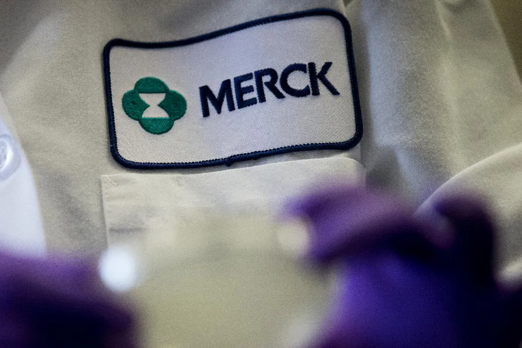 f72d425803cb4374956110ef03e1735d_main_merck-sales_forecast_78293