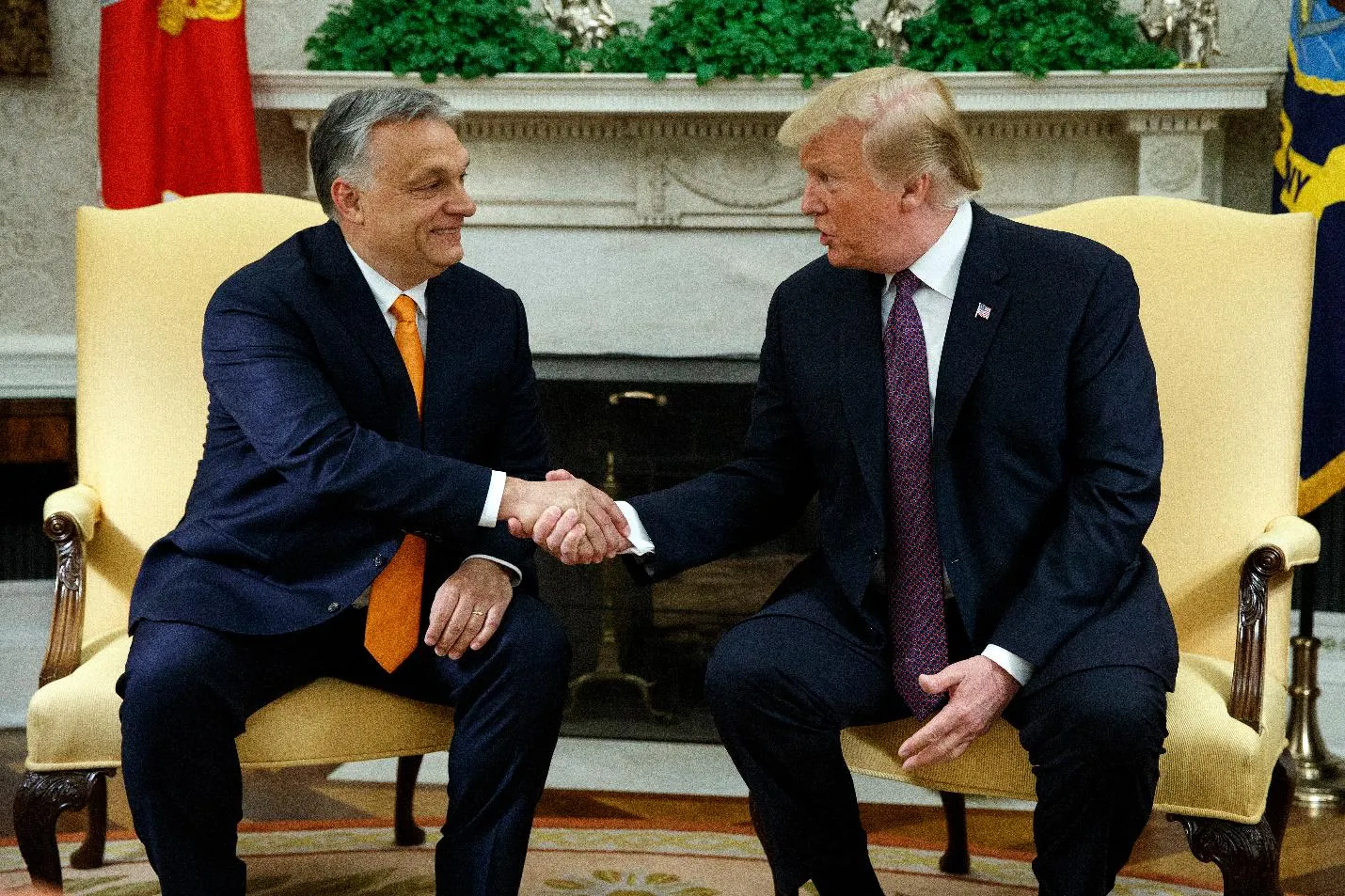 fa7a70dbcbe942879f510238d8ca8438_main_trump_orban_media_07852