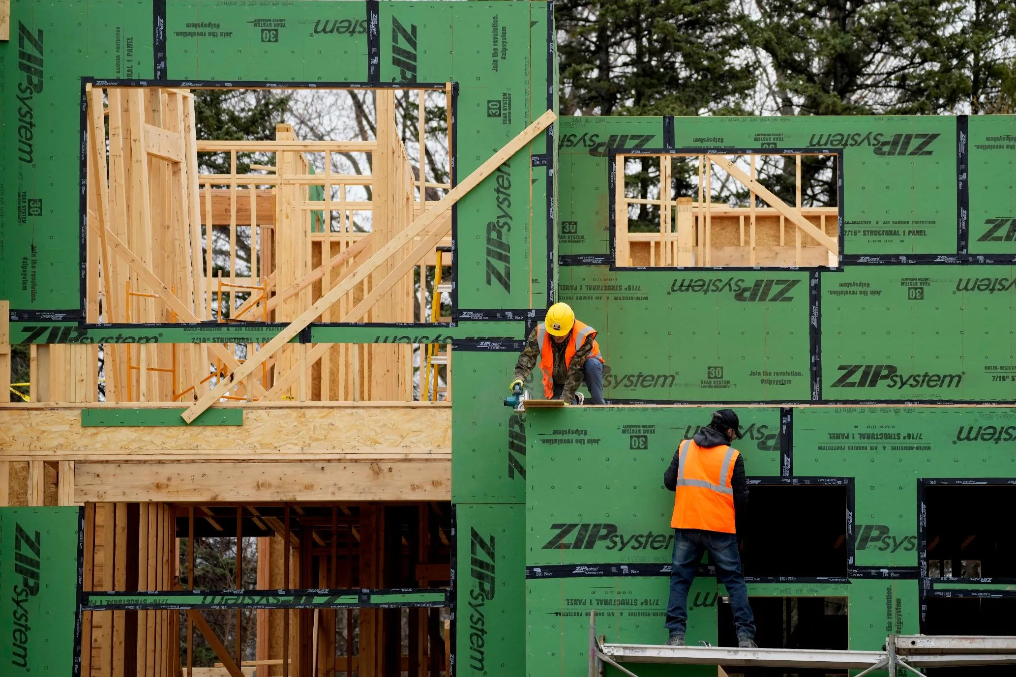 86dd6ef7da9148ada0b44482f8de1676_main_consumer_spending_92979