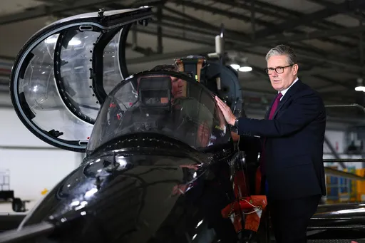 d9e068423aa4477d9462e8569d6ef40b_preview_britain_politics_00498