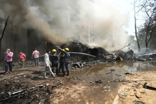 1825abf8f990418b89caf864b132ec1c_preview_india_plane_crash_11366