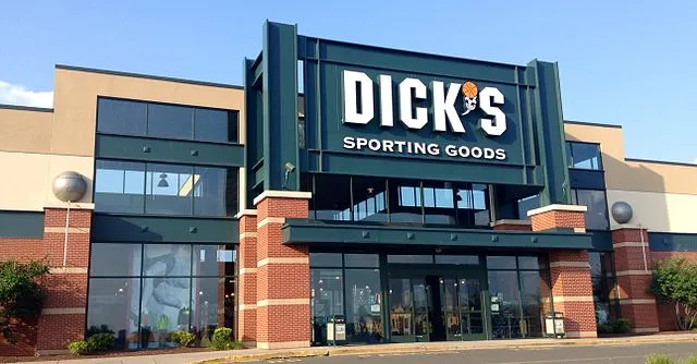 dick's_sporting_goods_exterior