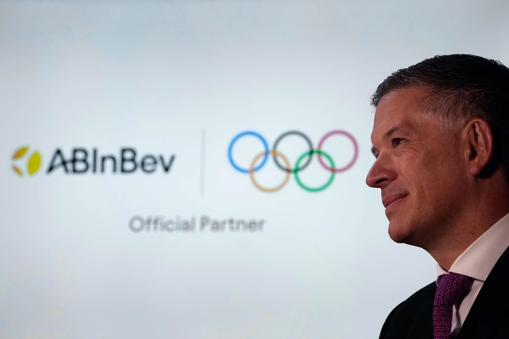 48ee74459afc497aa8407c739c3541f9_main_britain_olympics_beer_sponsor_36275