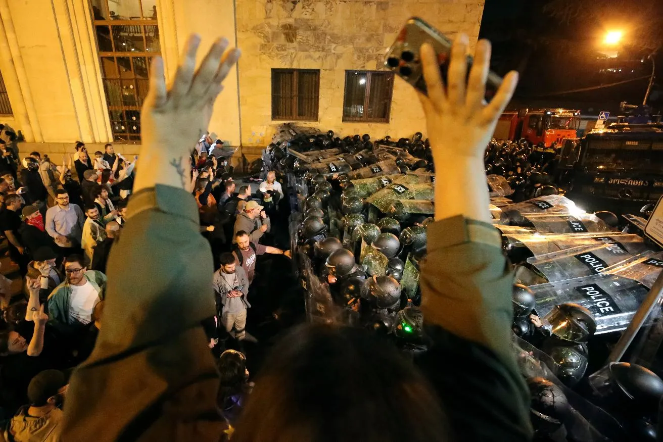 44f3a86069ad44e7ac54024b125b258c_main_aptopix_georgia_divisive_law_85428