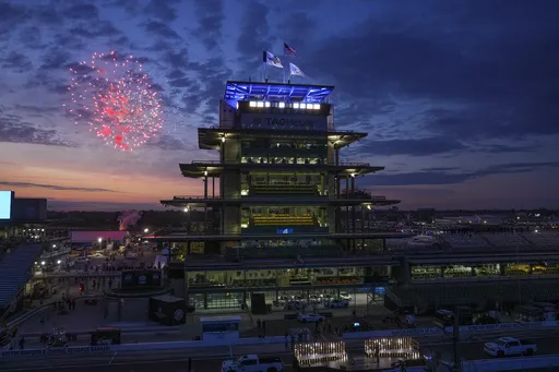 93ae2be52a5a4cfe9189b4b5d9feb355_preview_auto_racing_glance_99452