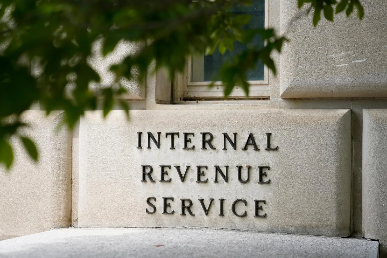 3de07d9295004f60b7be75a6c14b8d50_main_irs_taxpayer_report_62342