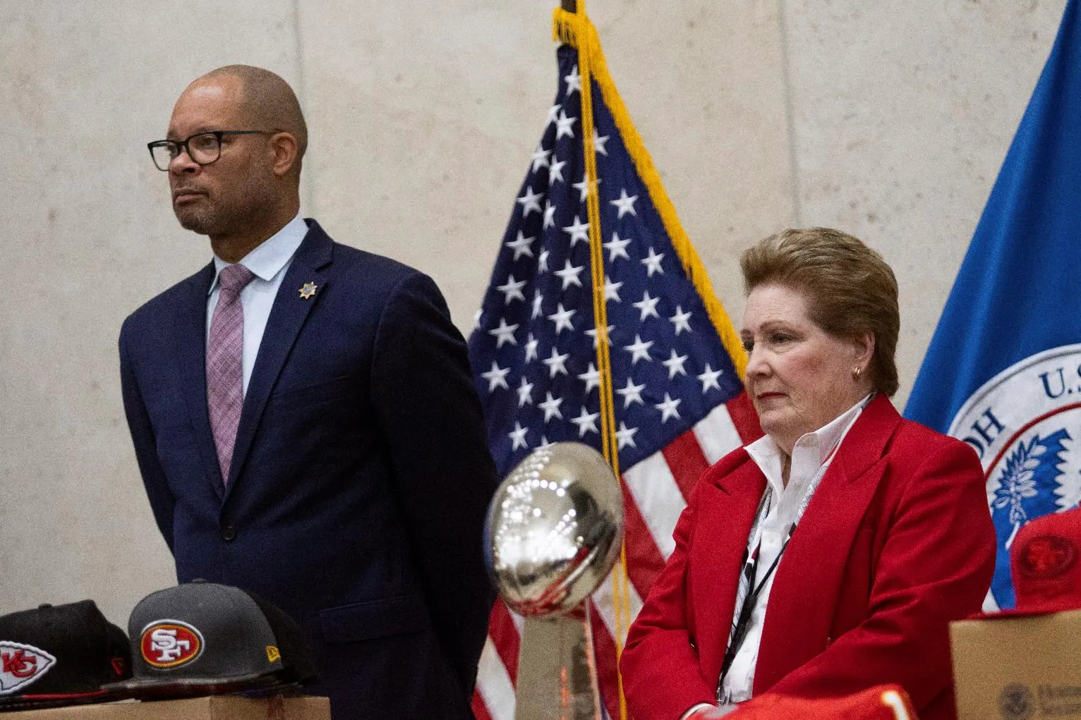 ee123de1215e40dca95762c741d535a0_main_super_bowl_security_88995