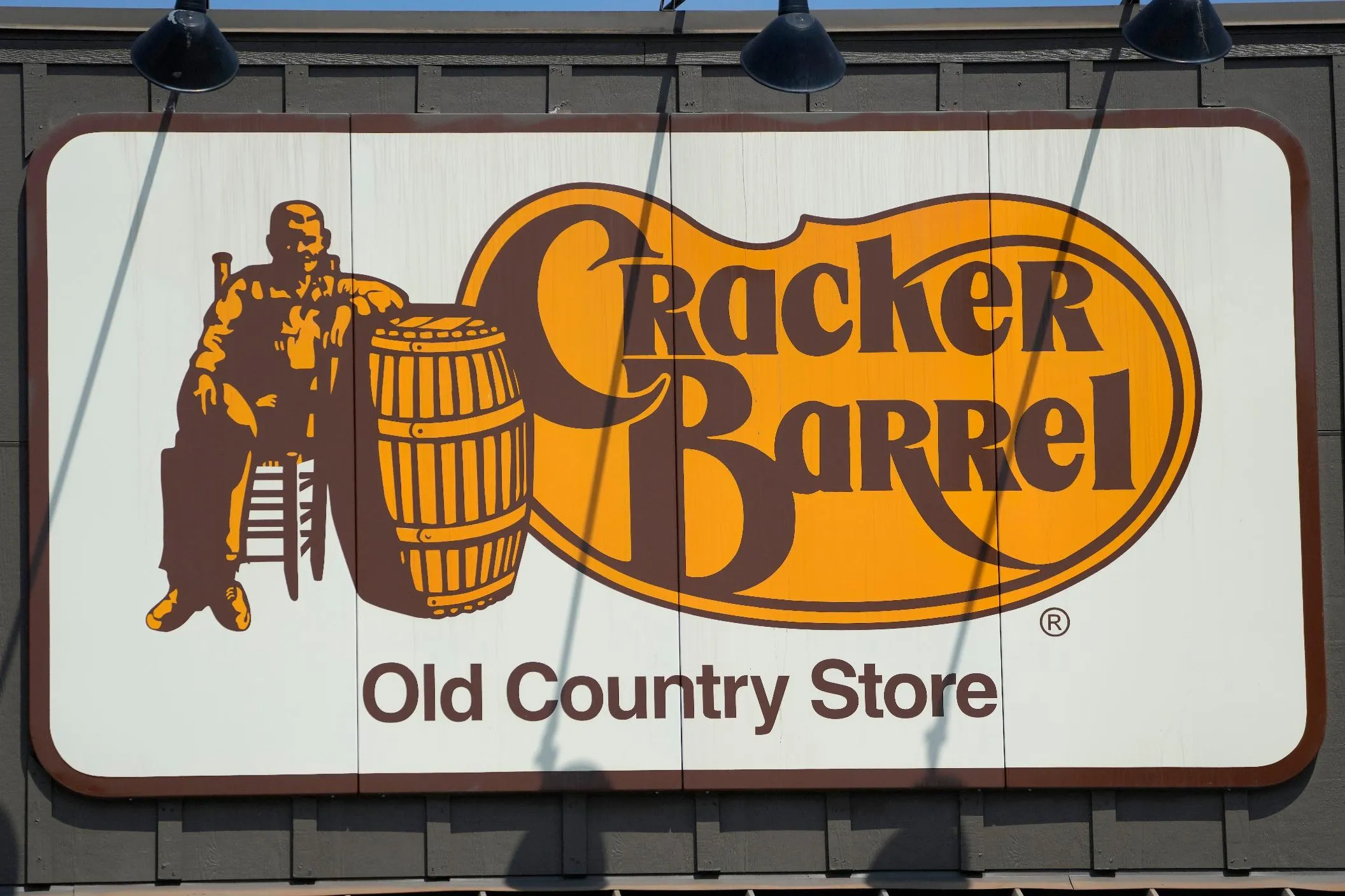 64d6a448397549cd86eccdc44cf8a33d_main_cracker_barrel_logo_49385