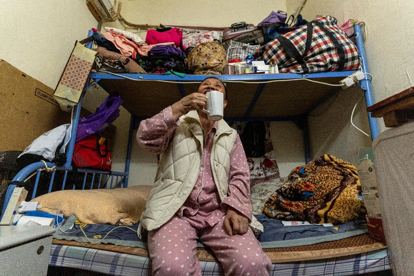 7f1e01e8551a49c09a49c303532d6b63_main_hong_kong_housing_83657