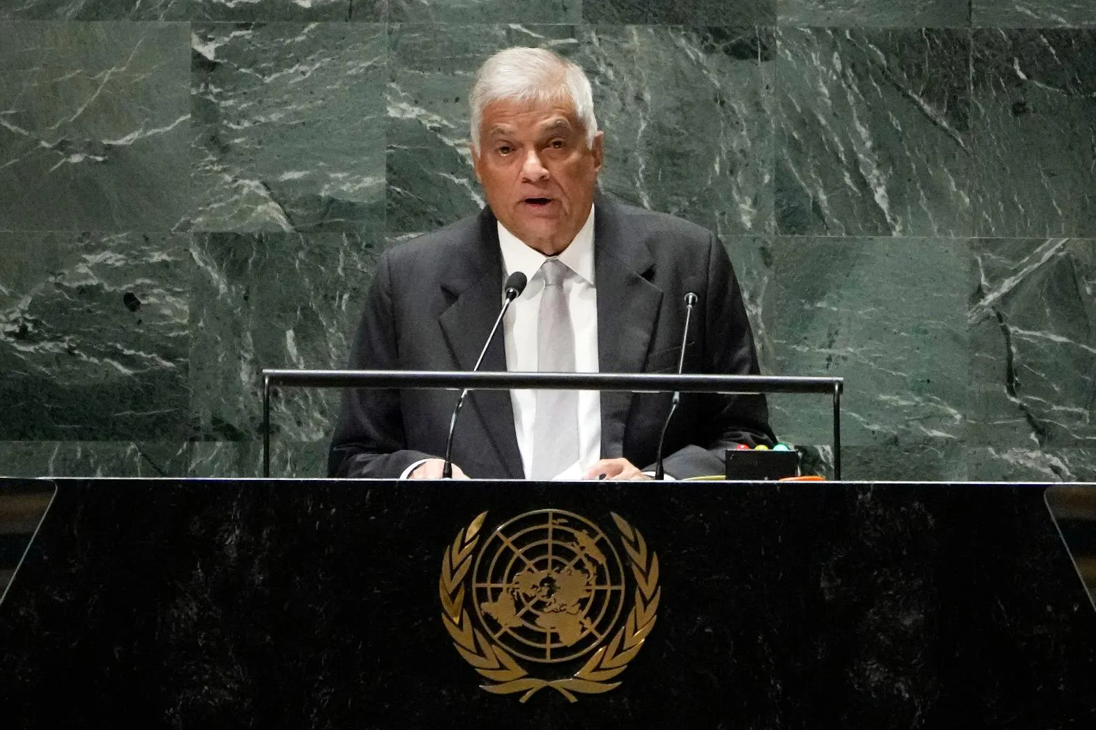 0ee83ccdf96648a99631605d61e0e65c_main_sri_lanka_internet_bill_35720