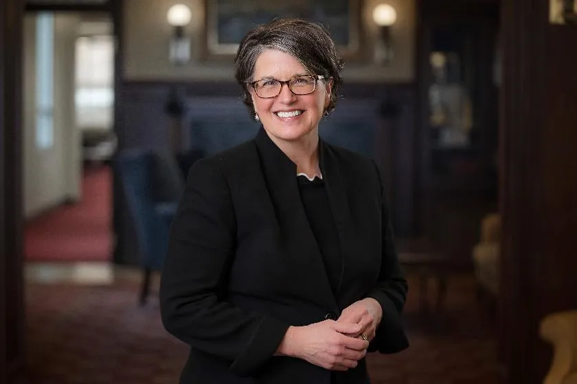 93d775c17ac44f0794535e51879a0395_main_philanthropy-emerson_collective_70235