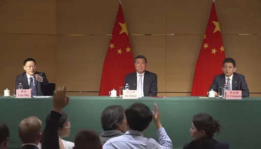 7f8f4e4335964e4fbc70532bcafa875b_preview_switzerland_us_china_tariffs_82112