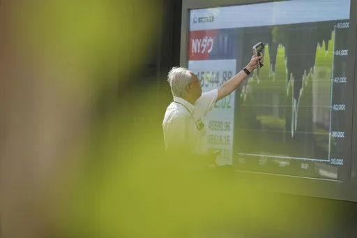 0f6c0b024deb43f9aa271c0e33e5fded_preview_japan_financial_markets_12213