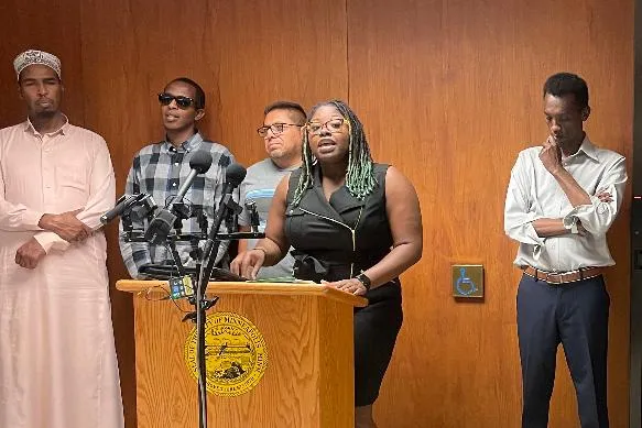 e1914b9806c54223952411f487df0066_main_ride_share_minneapolis_things_to_know_69938