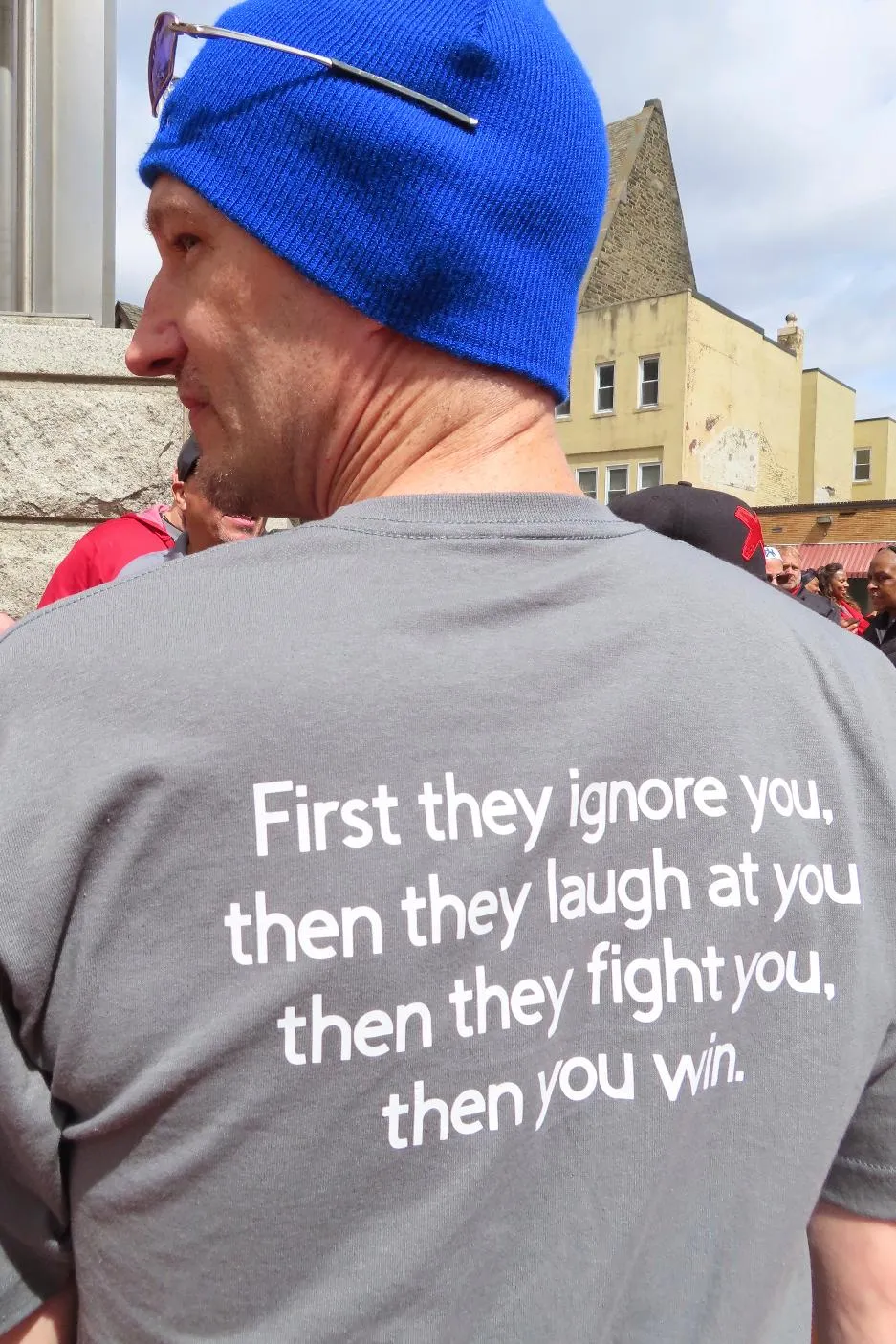 fba696505f4446d093891447983aca9c_main_casino_smoking-shareholders_92481