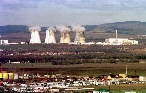 0d30dd6f457c4ea7929277395bbbf8ff_main_slovakia_nuclear_06174