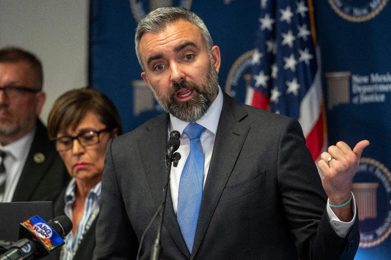 fc7a995739db40bda24aa438902f22a0_main_meta_new_mexico_arrests_55454