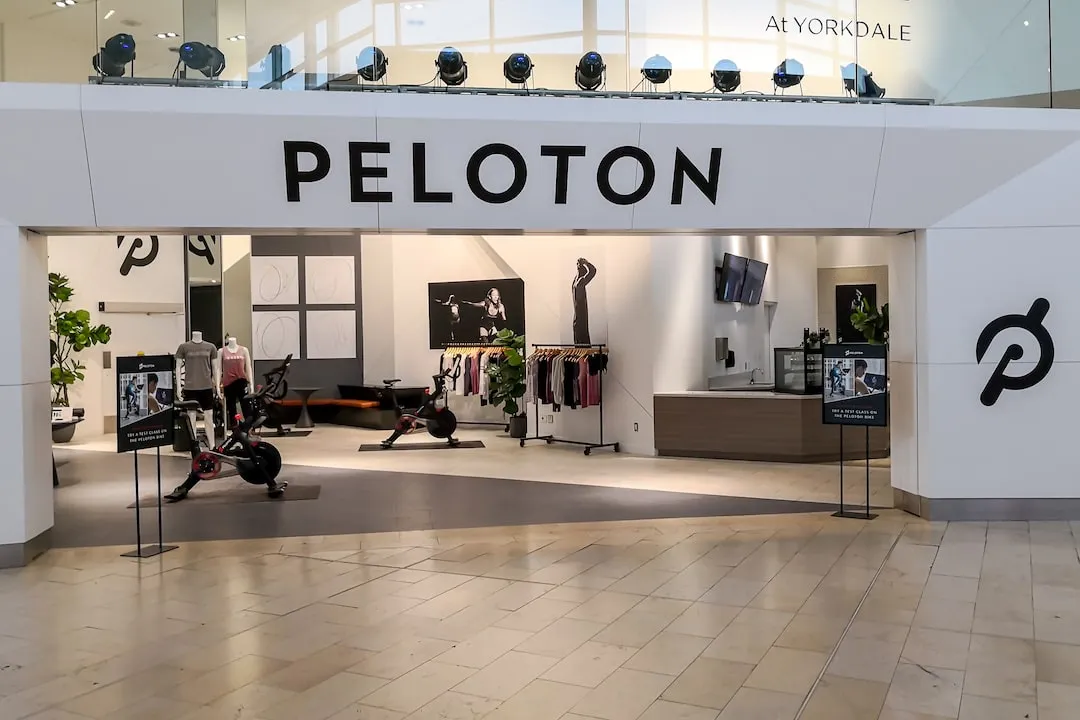 Peloton open store front with bike and apparel on display