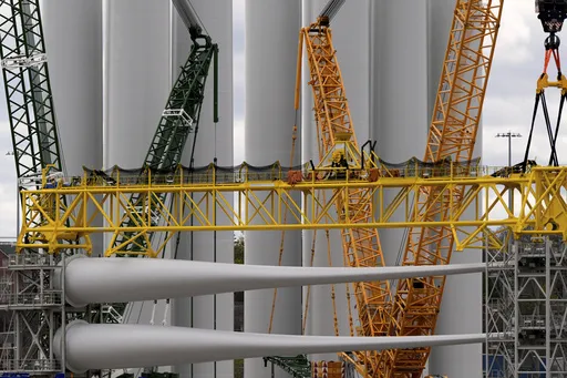 84ae96a64ca943559d47454ce5db41bd_preview_climate_trump_offshore_wind_73296