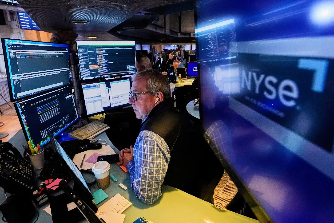 ffd26795dc21459ba93e9e9ad512c24b_main_financial_markets_wall_street_85523