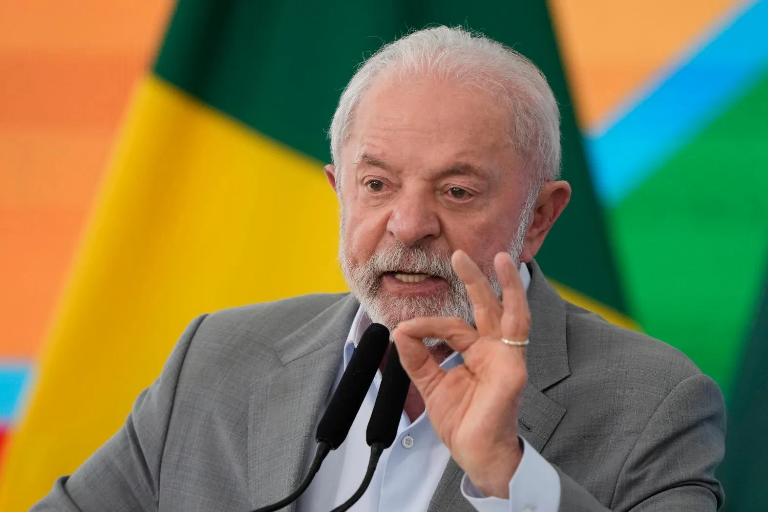 937a25418eea469ab1edad683b514d8f_main_brazil_lula_11683