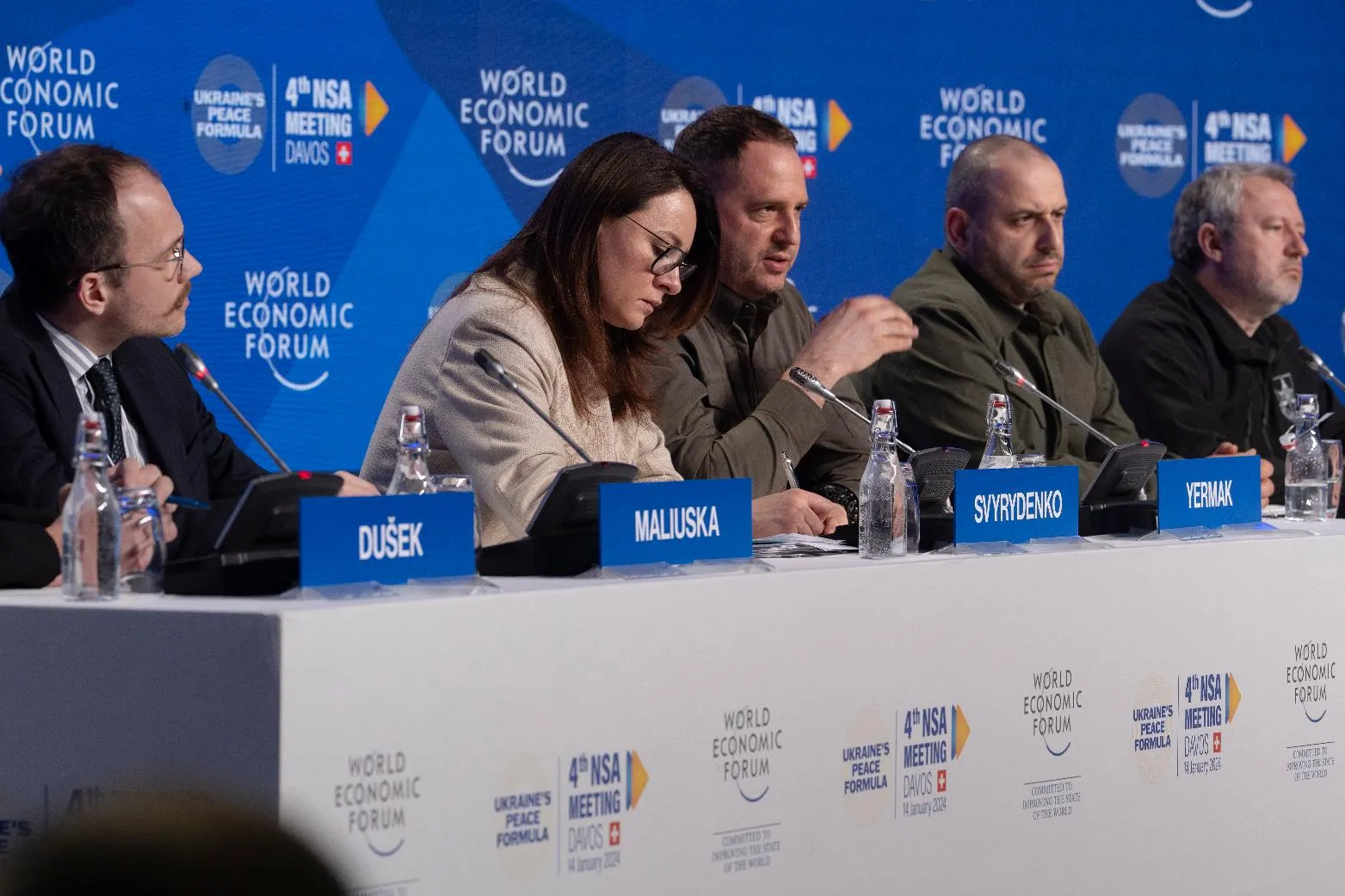 04b0ae423b54418683c91cddf4a29ee6_main_switzerland_davos_ukraine_57556